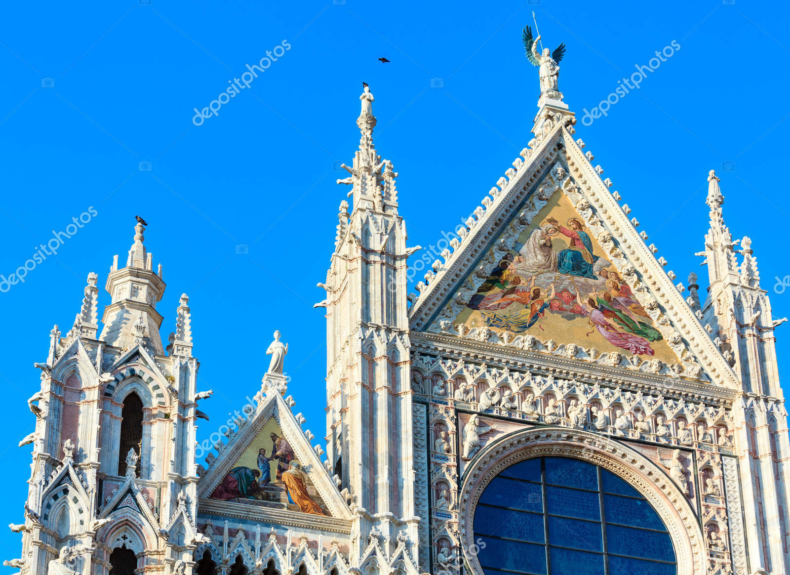 Фасад собора в Тоскане